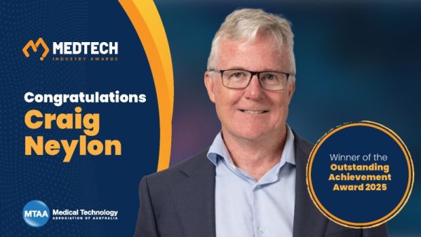 Outstanding_Achievement_Award_2025